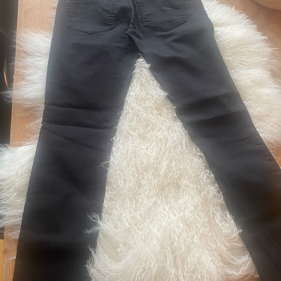 9/10 condition women’s jean multi zip moto pants in petite Size 5!!! - Picture 5 of 7